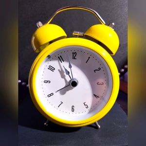 Yellow desk clock